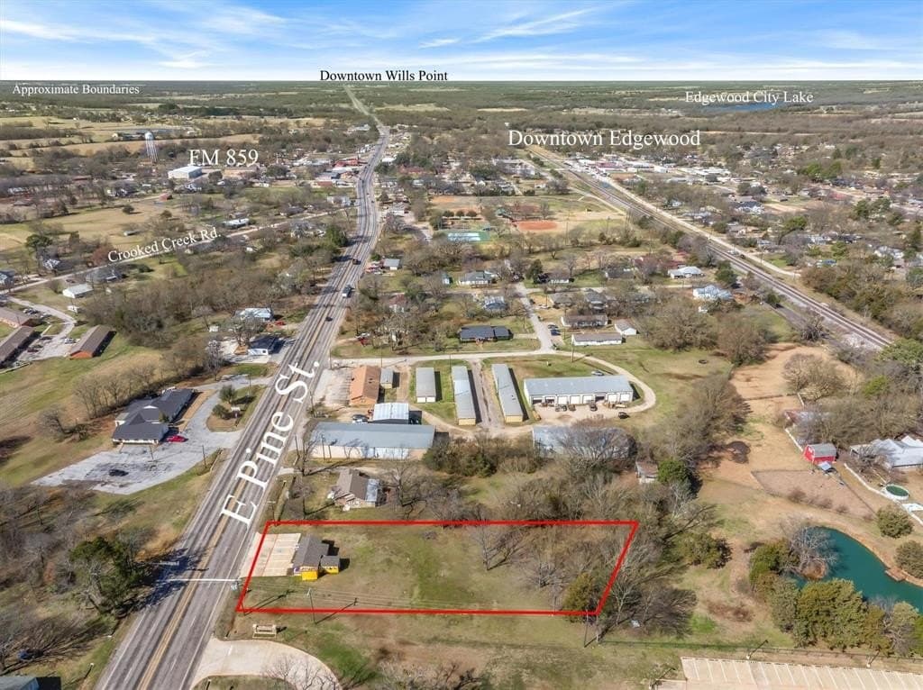 0.74 acres in Van Zandt County - photo 3
