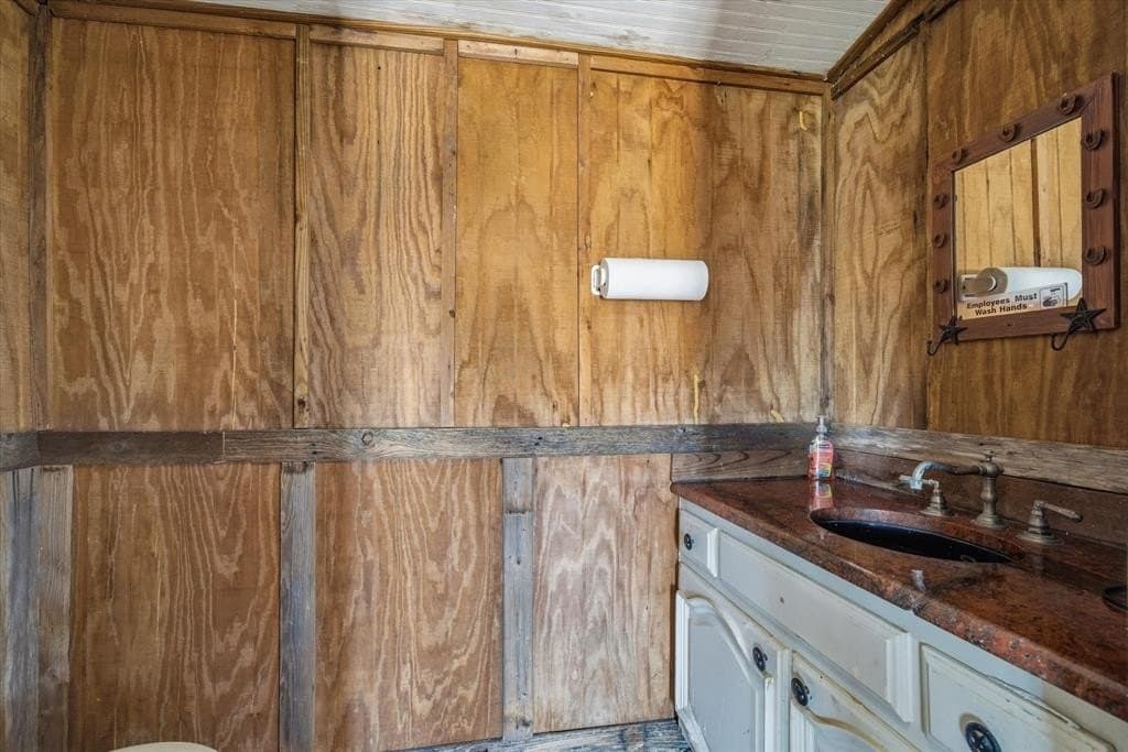 0.74 acres in Van Zandt County - photo 17
