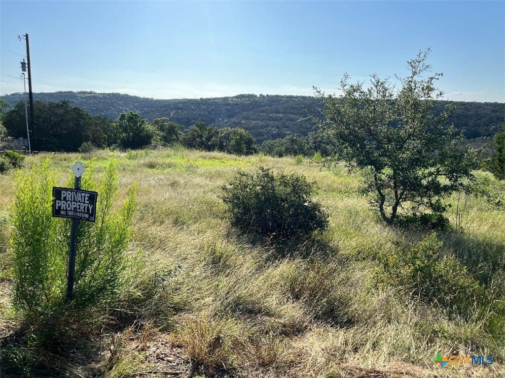 7.68 acres in Comal County - photo 3