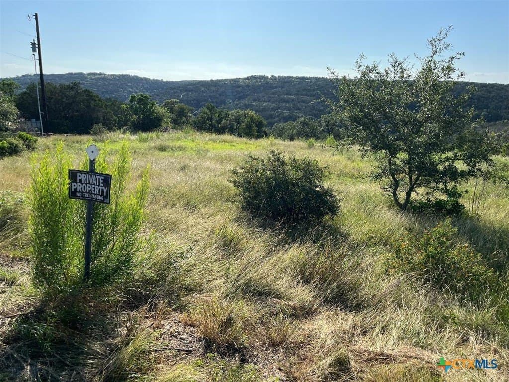 7.68 acres in Comal County - photo 2