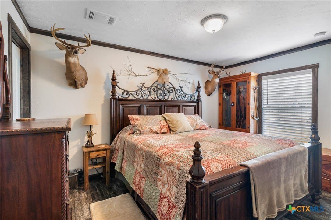 15 acres in Lavaca County - photo 43