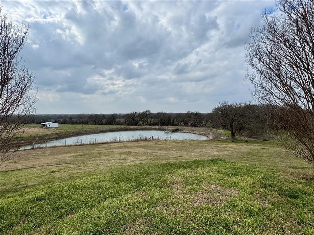 5.5 acres in McLennan County - photo 3