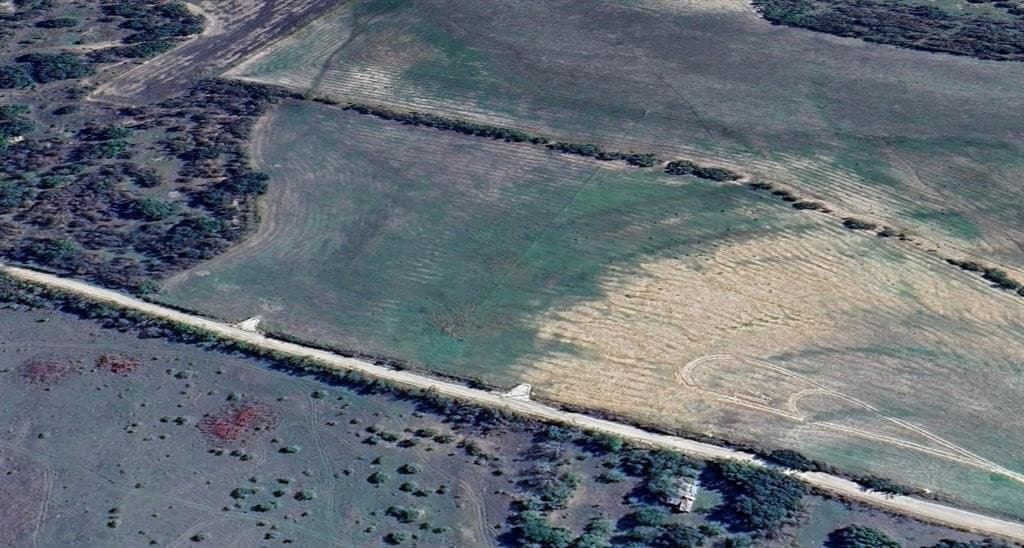 10.01 acres in Comanche County - photo 8