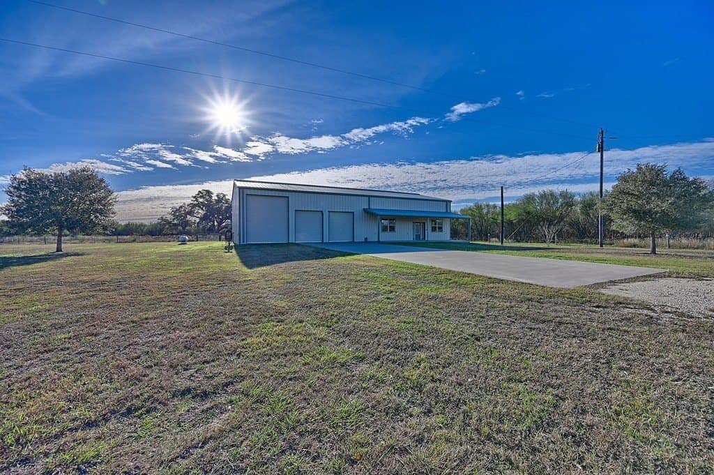 9.28 acres in Fayette County - photo 2