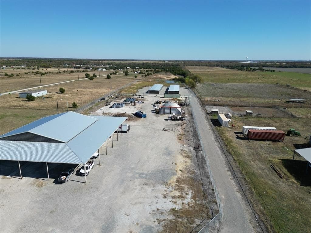 10 acres in Hunt County - photo 9