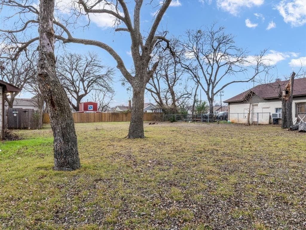 0.21 acres in Johnson County - photo 8