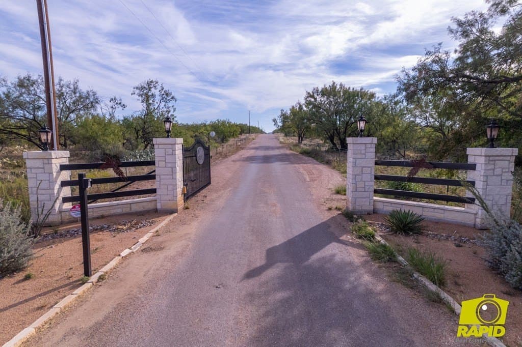 10.01 acres in Tom Green County - photo 25