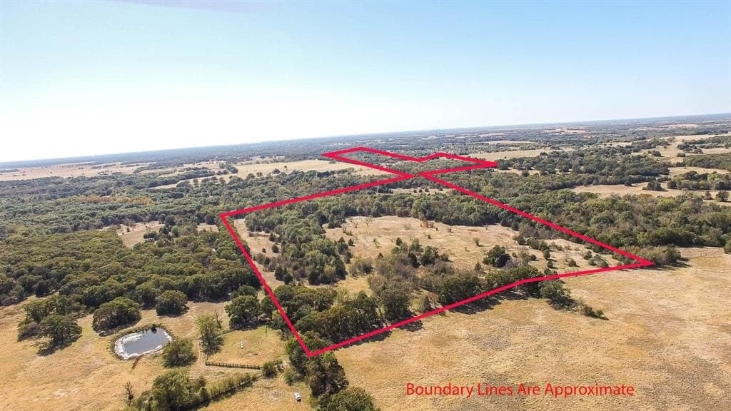 128.11 acres in Kaufman County - photo 3