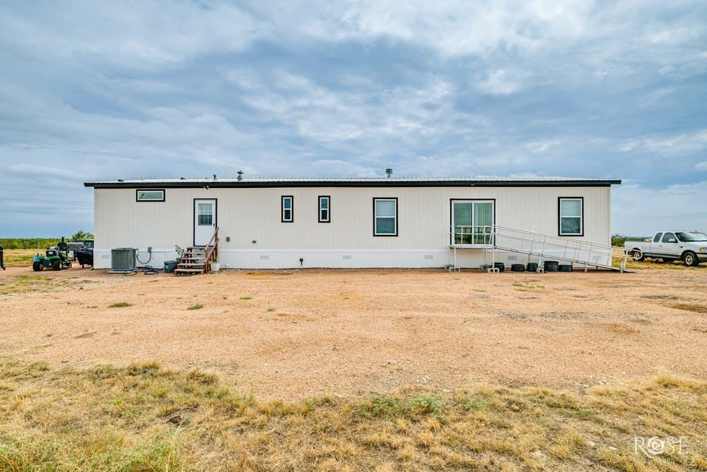 193.84 acres in Concho County - photo 3