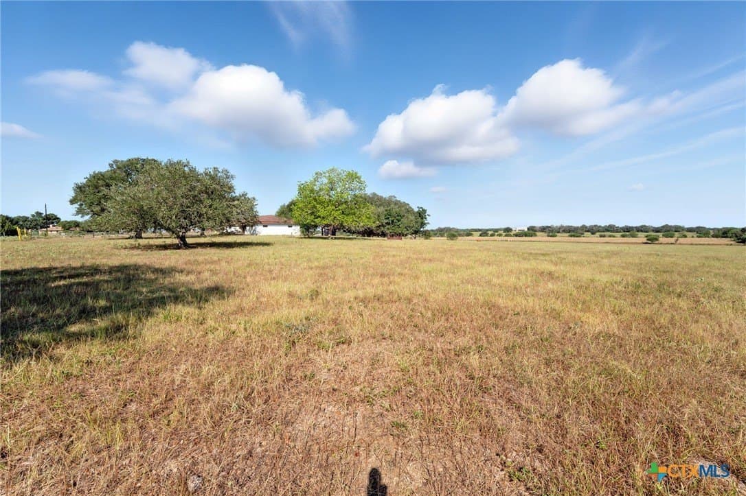 20 acres in Victoria County - photo 24