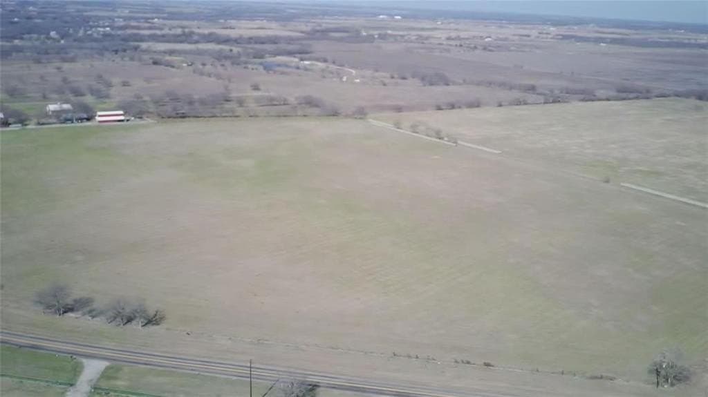 10.02 acres in Hill County - photo 3
