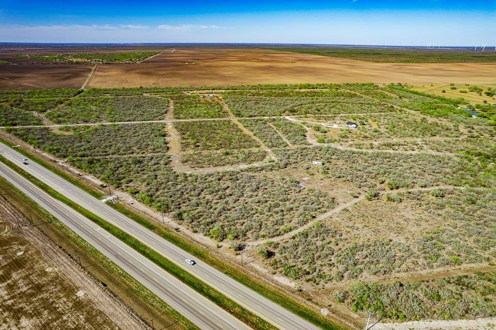 13.55 acres in Bee County - photo 13