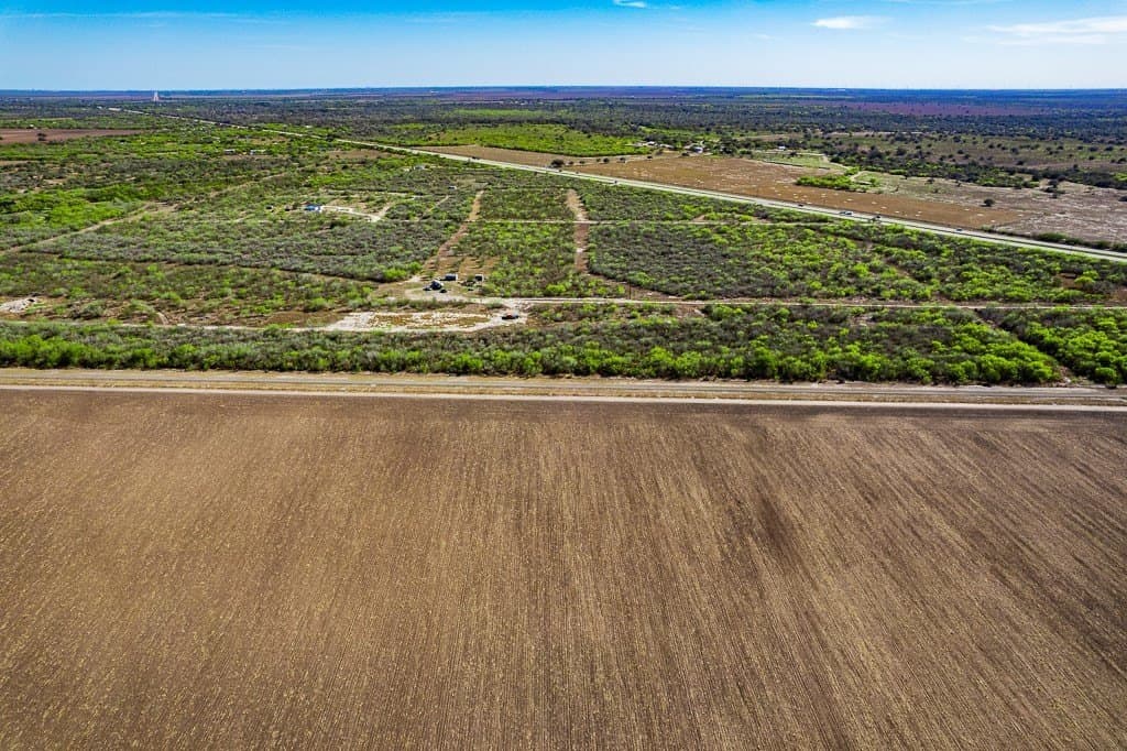 13.55 acres in Bee County - photo 11