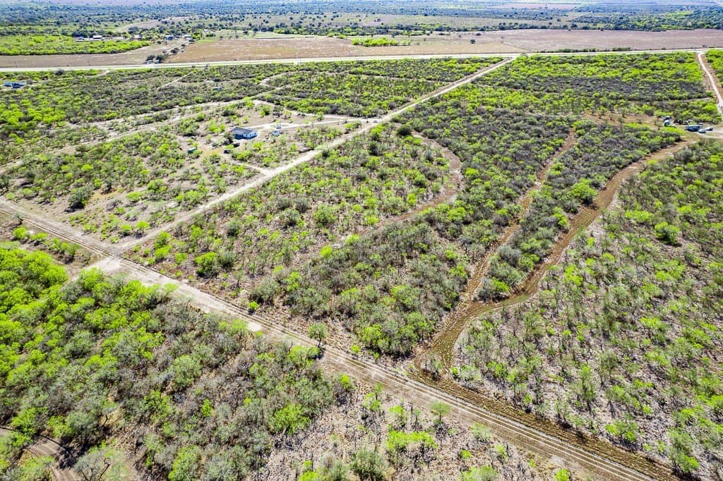 13.55 acres in Bee County - photo 7