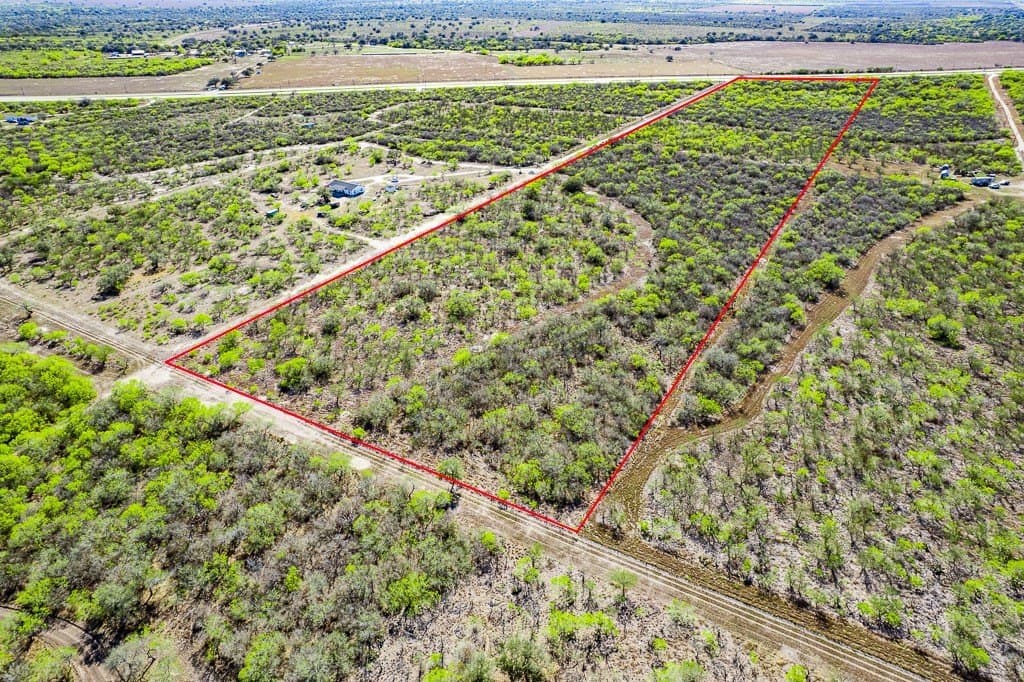 13.55 acres in Bee County - photo 8