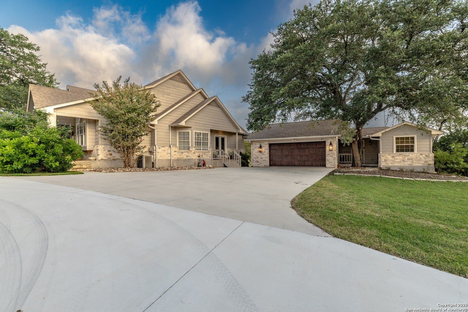 10.13 acres in Comal County - photo 2