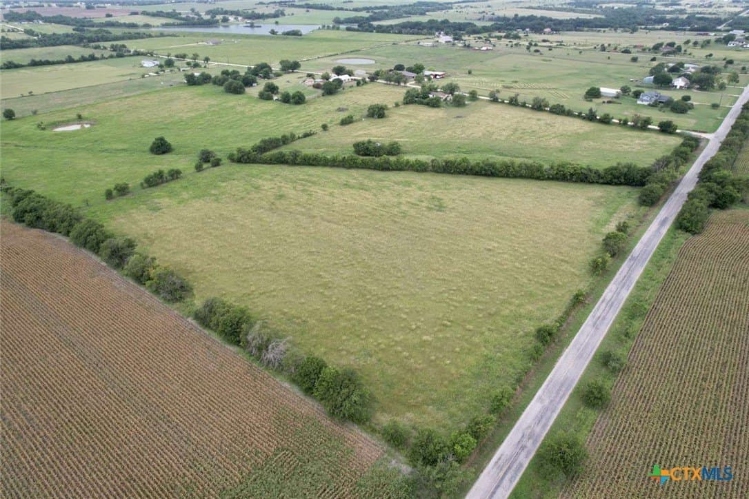 13.61 acres in Bell County - photo 4