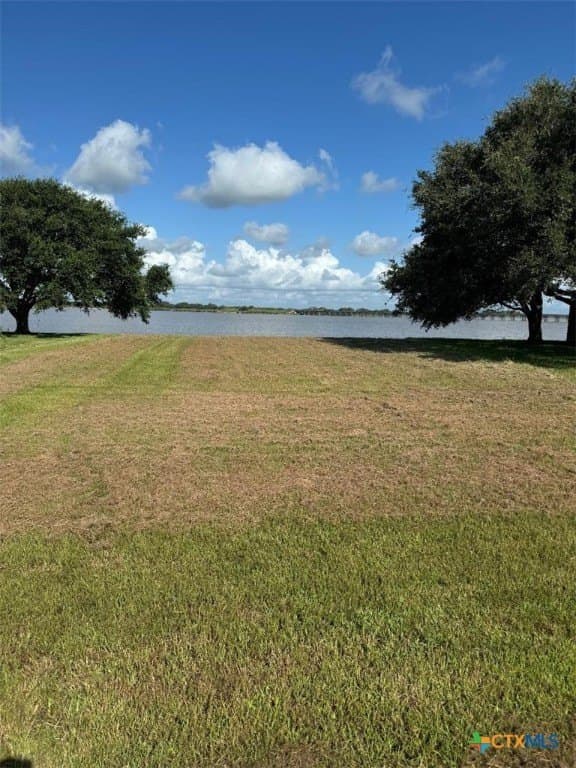 0.75 acres in Jackson County - photo 2