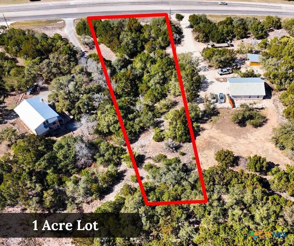 1 acres in Comal County - photo 2