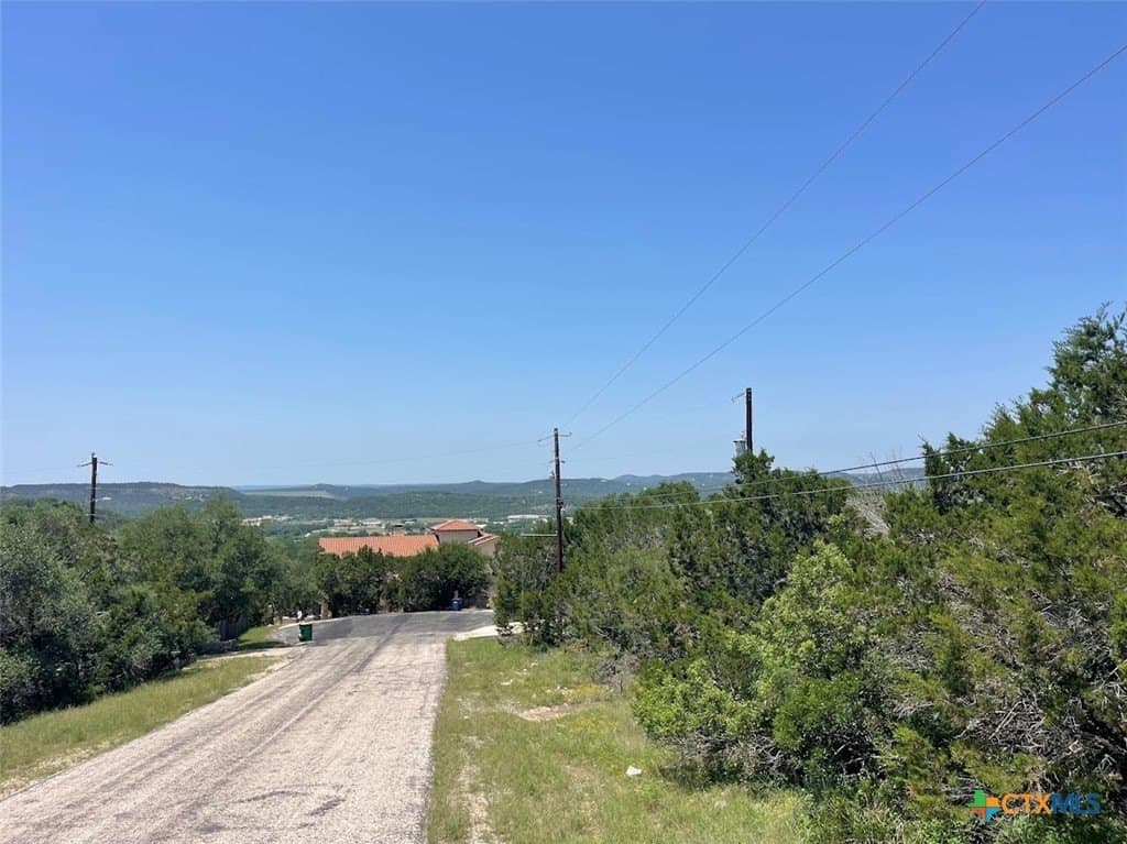 1.02 acres in Comal County - photo 4