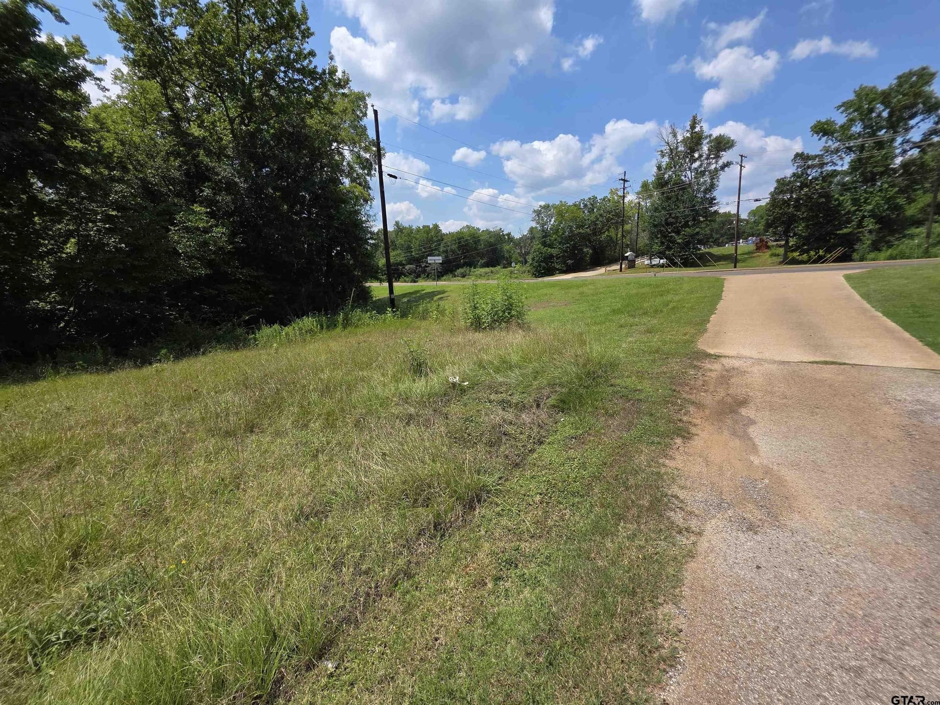 1.51 acres in Smith County - photo 3