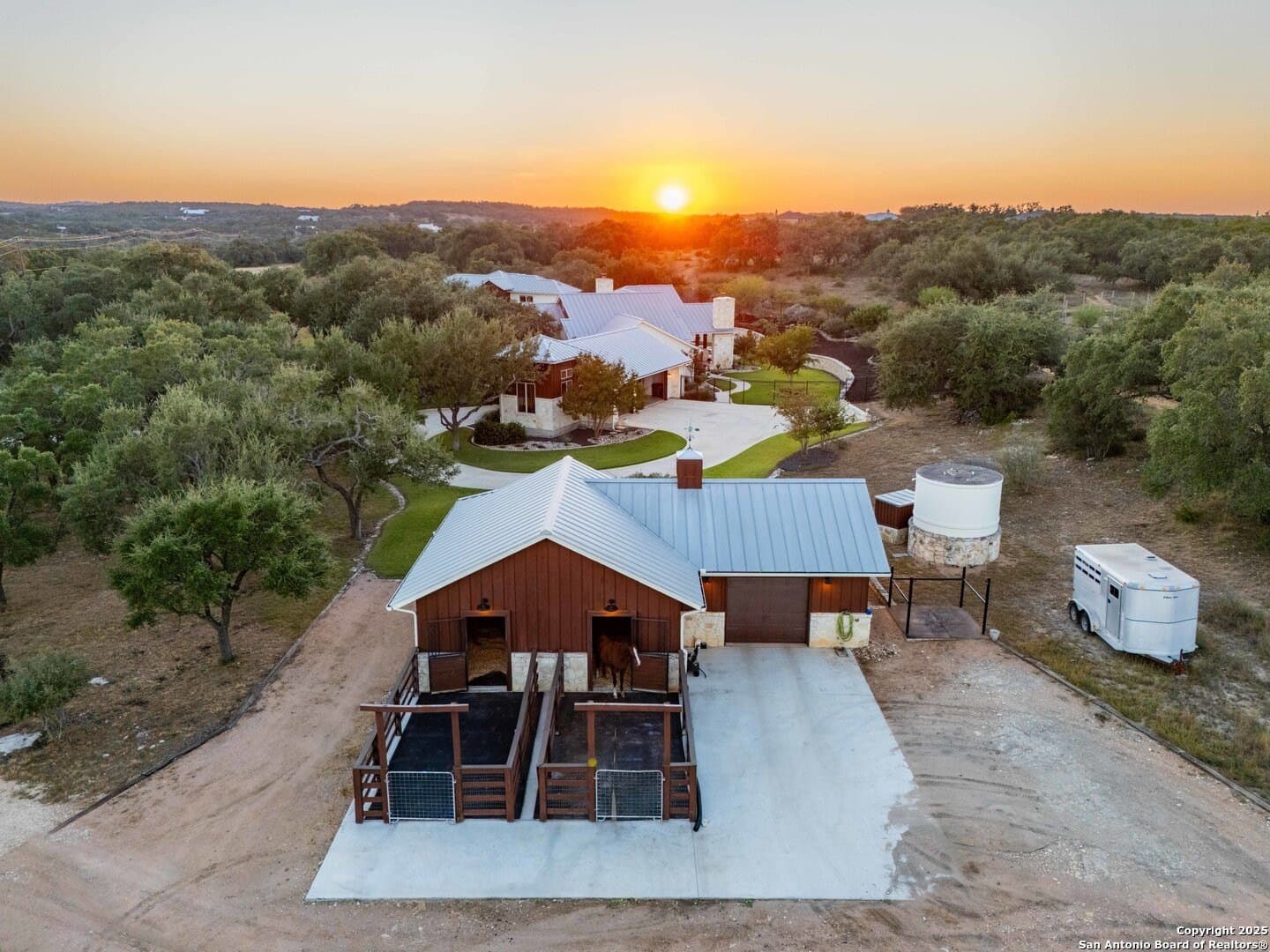 15.41 acres in Comal County - photo 4
