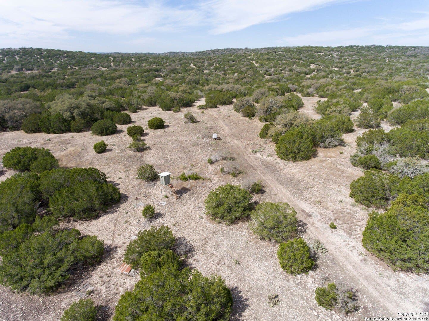 204.26 acres in Edwards County - photo 4
