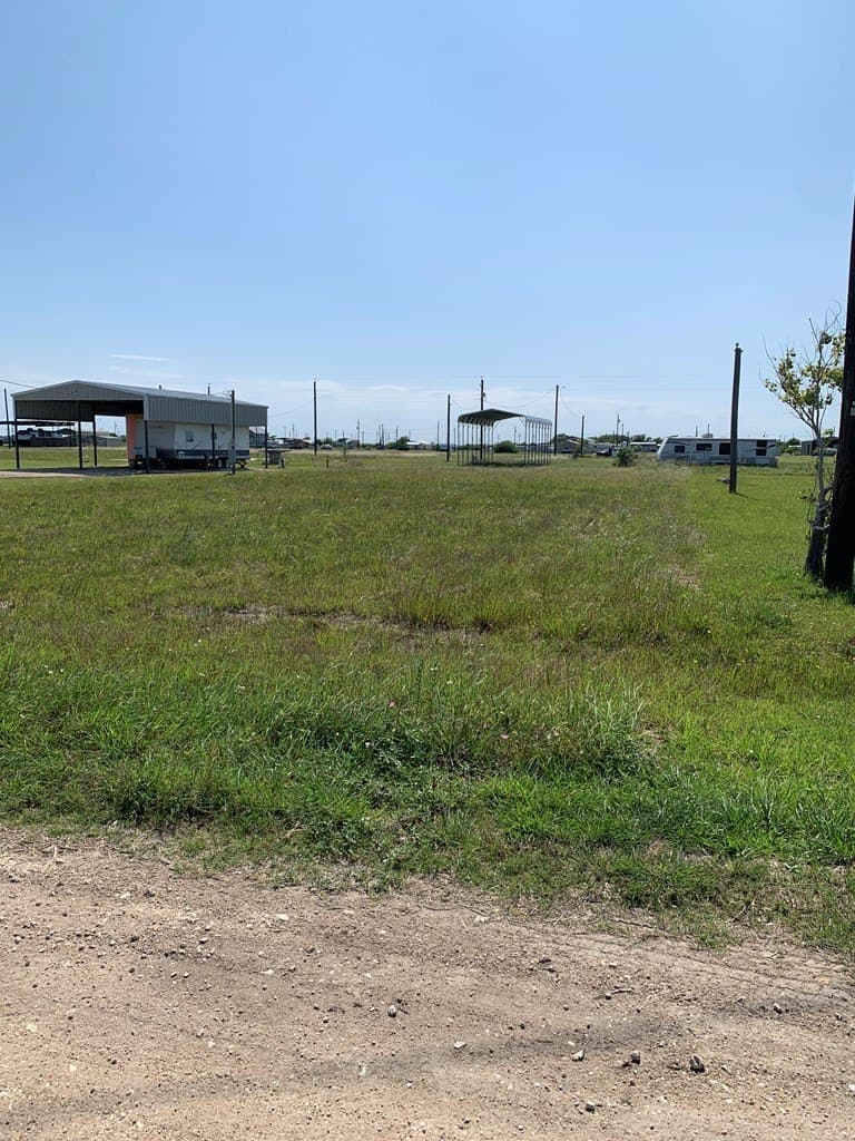 0.25 acres in Texas County - photo 2