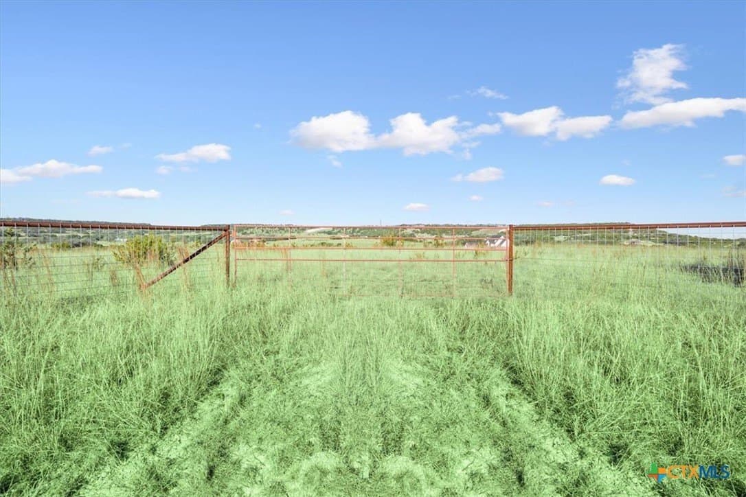 5.59 acres in Lampasas County - photo 5