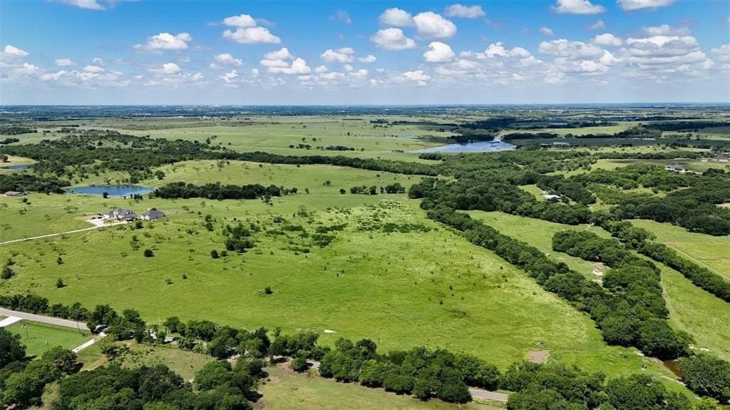5.34 acres in Ellis County - photo 4