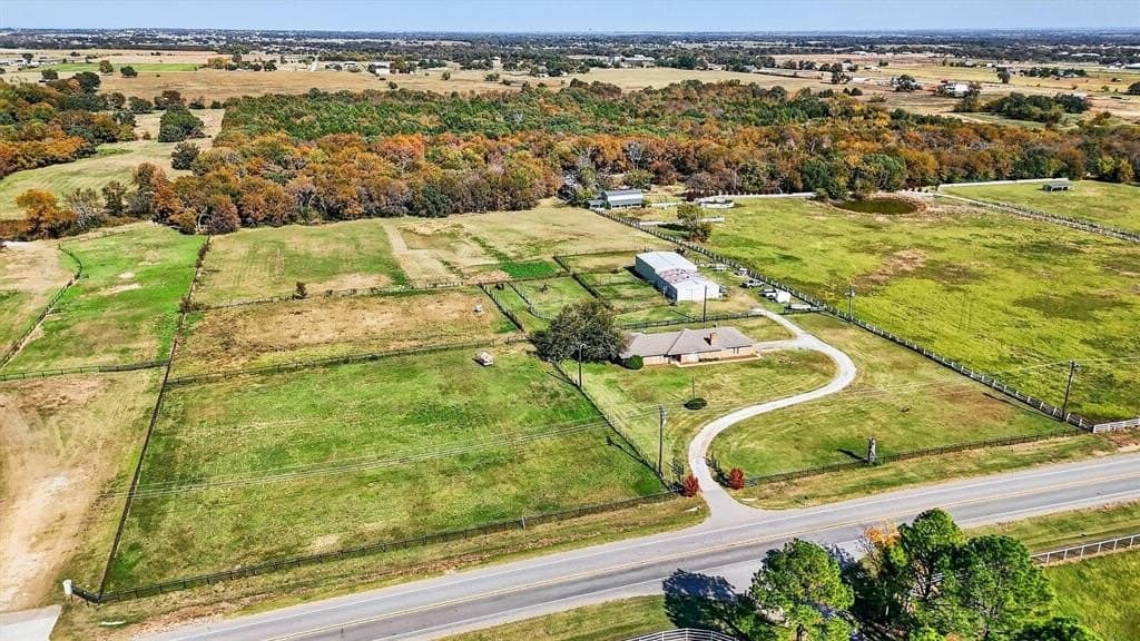 10 acres in Denton County - photo 3