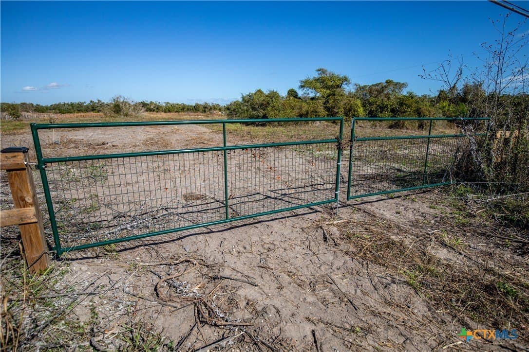 5.76 acres in Aransas County - photo 43