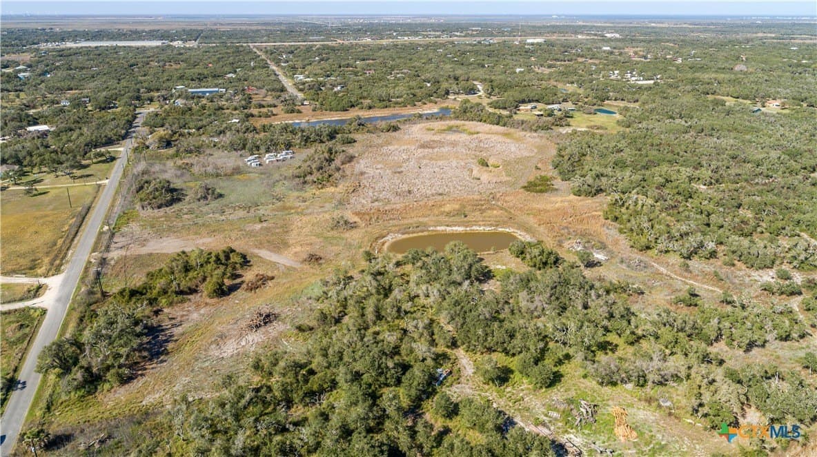5.76 acres in Aransas County - photo 8