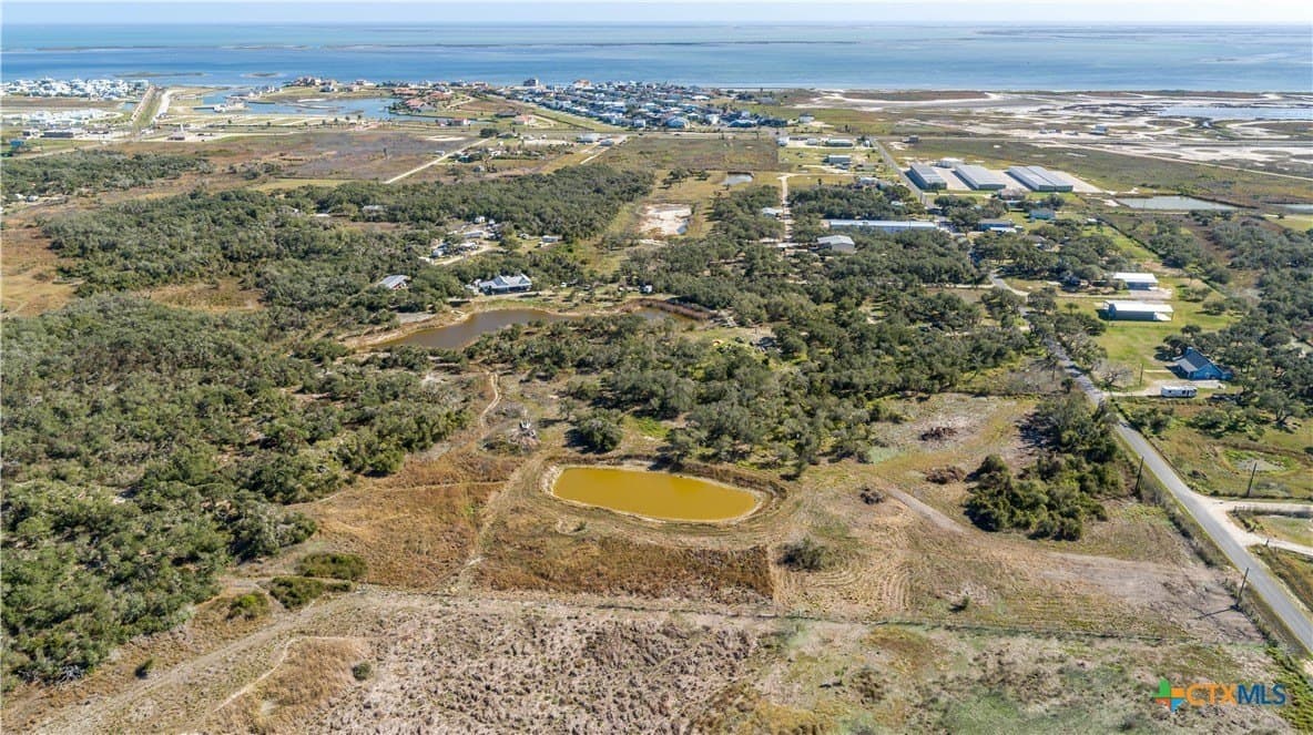 5.76 acres in Aransas County - photo 3