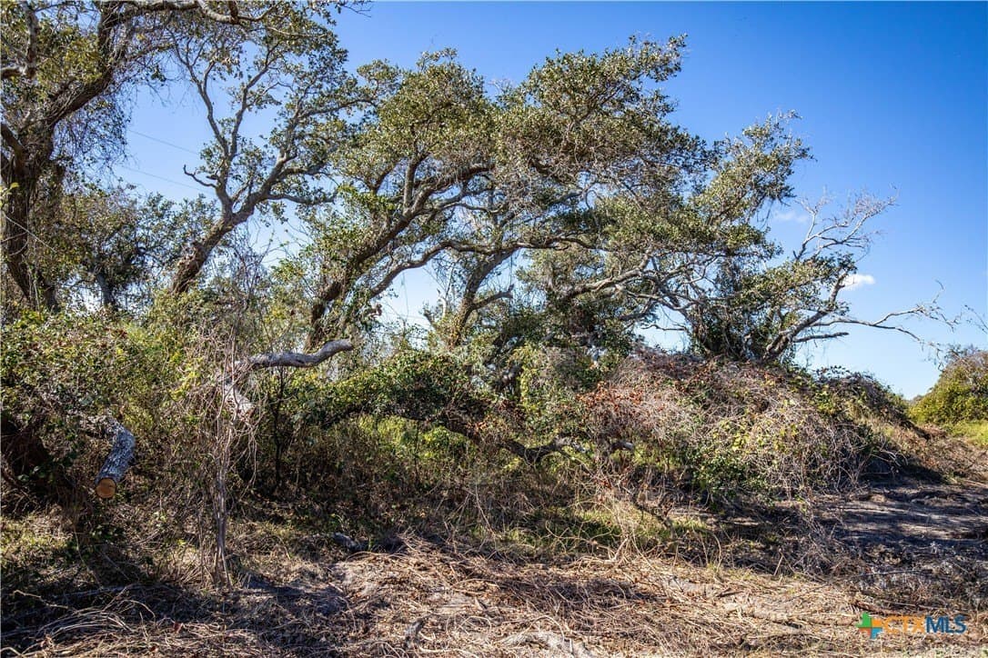 5.76 acres in Aransas County - photo 15
