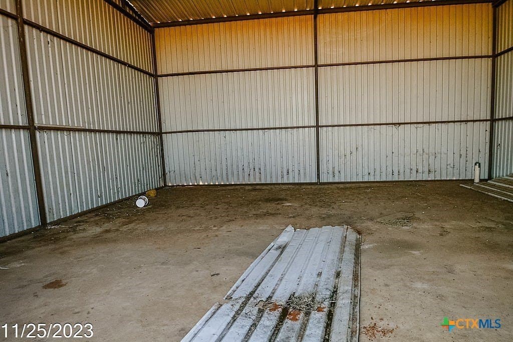 17.97 acres in Frio County - photo 18