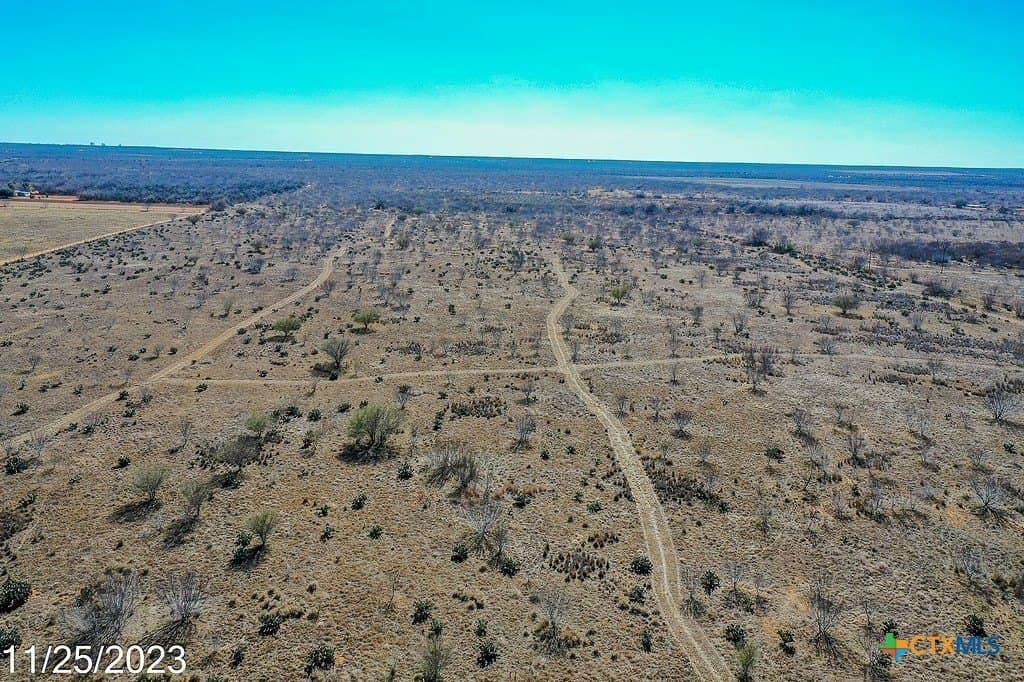 17.97 acres in Frio County - photo 2
