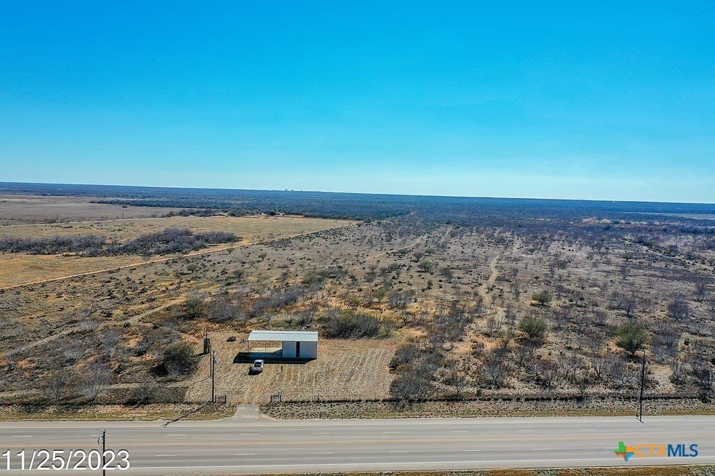 17.97 acres in Frio County - photo 27