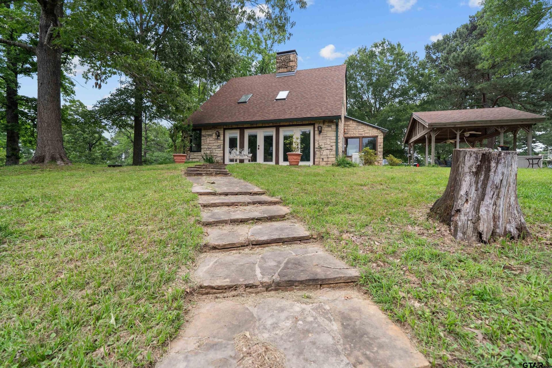35.6 acres in Smith County - photo 2
