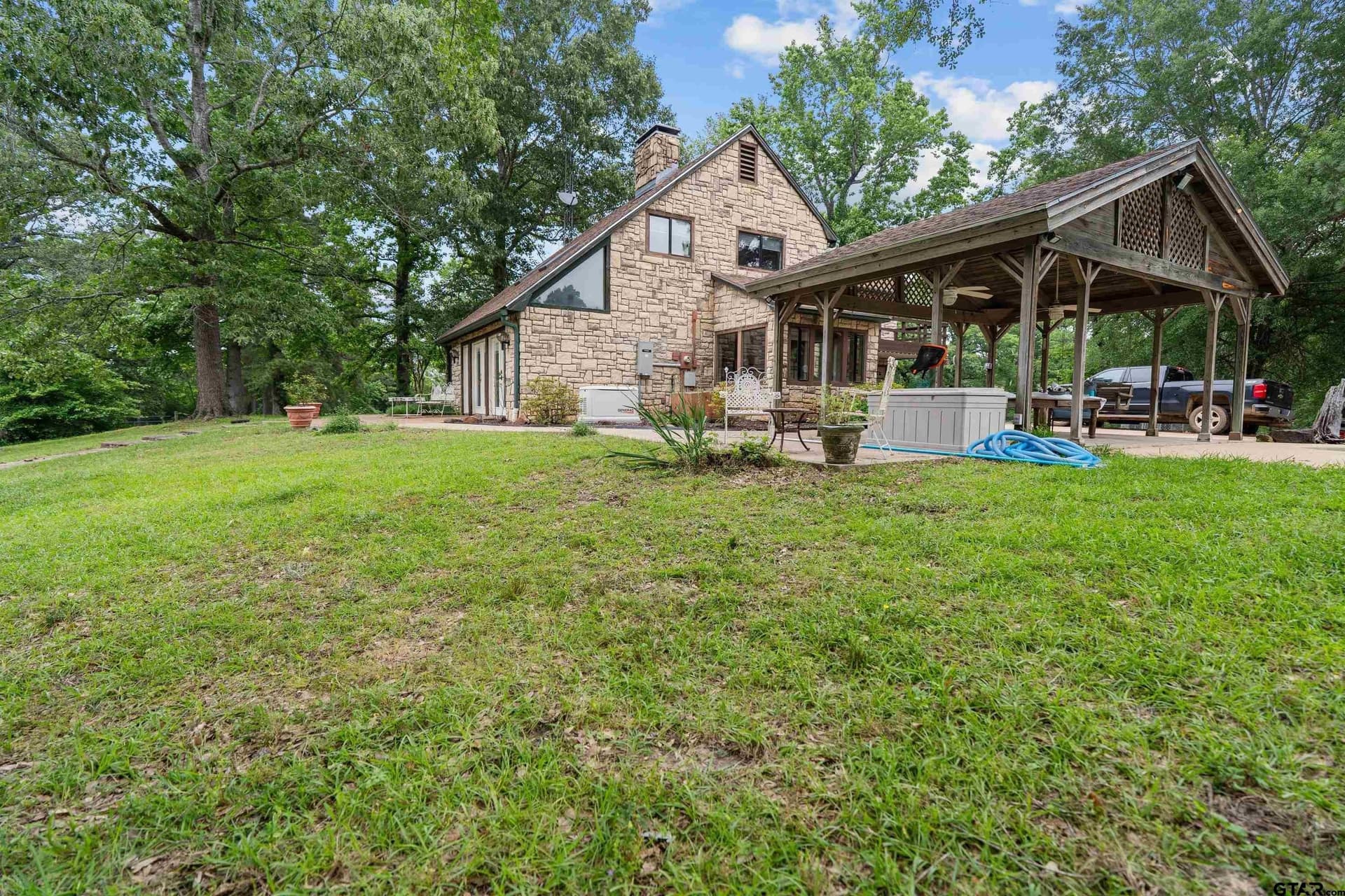 35.6 acres in Smith County - photo 3