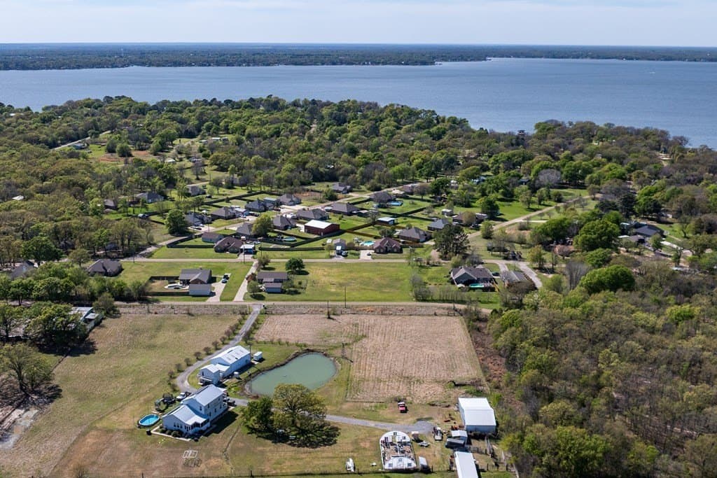 0.46 acres in Henderson County - photo 7