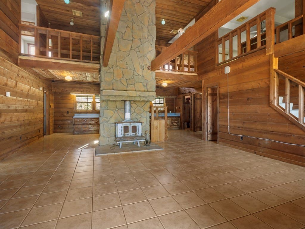 17 acres in ANDERSON County - photo 41