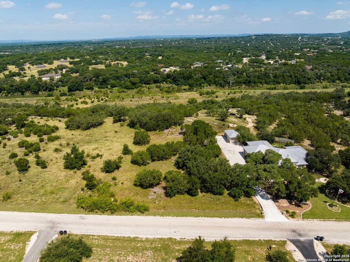 2.77 acres in Bandera County - photo 6
