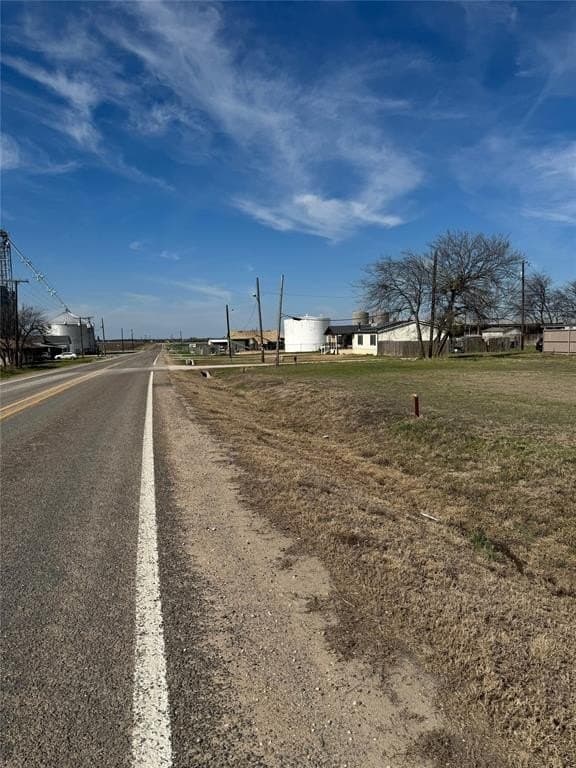 0.28 acres in Ellis County - photo 6