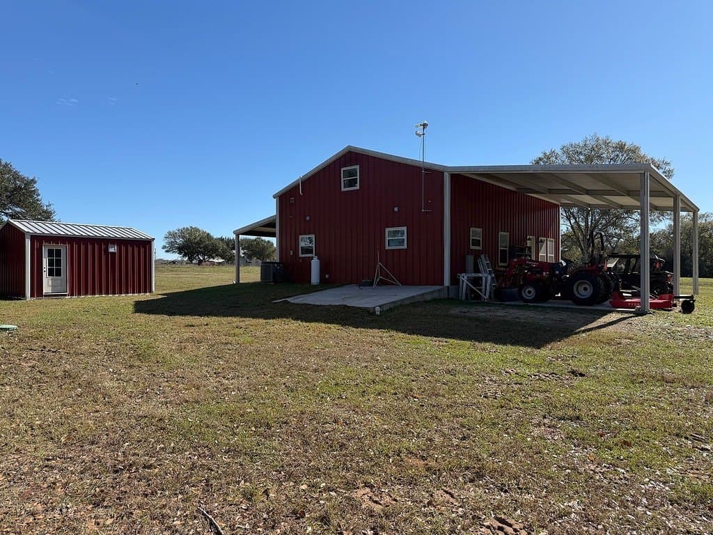 12.62 acres in Colorado County - photo 18