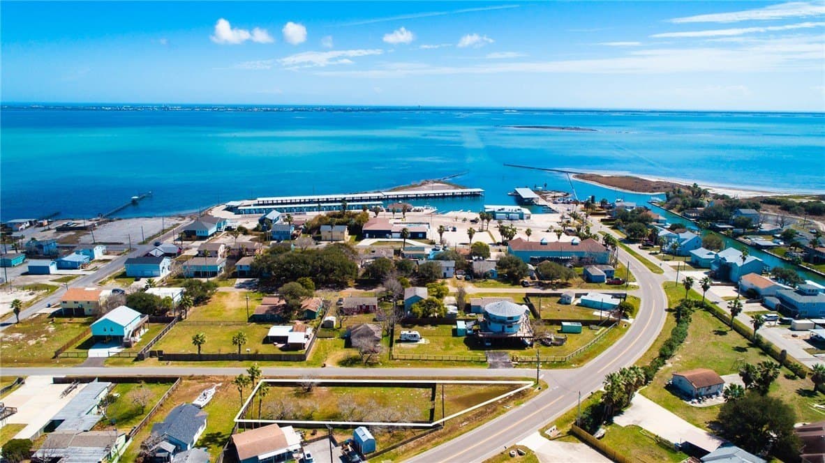 4126 & 4122 Summit Drive lot: 1 & 2
