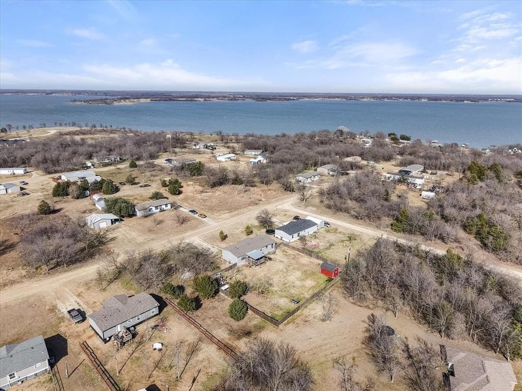 0.34 acres in Navarro County - photo 4
