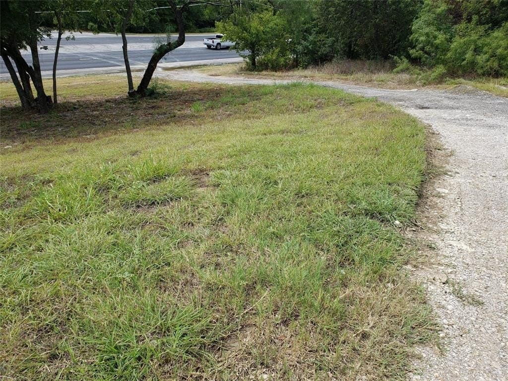 1.39 acres in Tarrant County - photo 8
