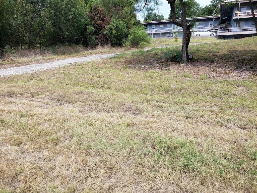 1.39 acres in Tarrant County - photo 23