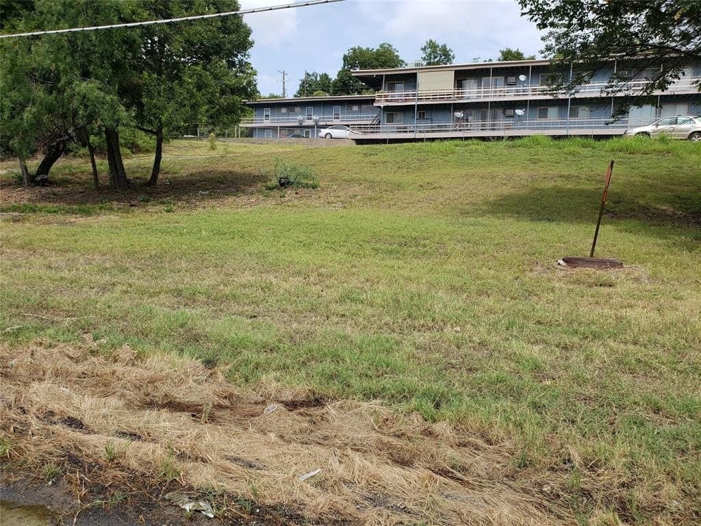 1.39 acres in Tarrant County - photo 26